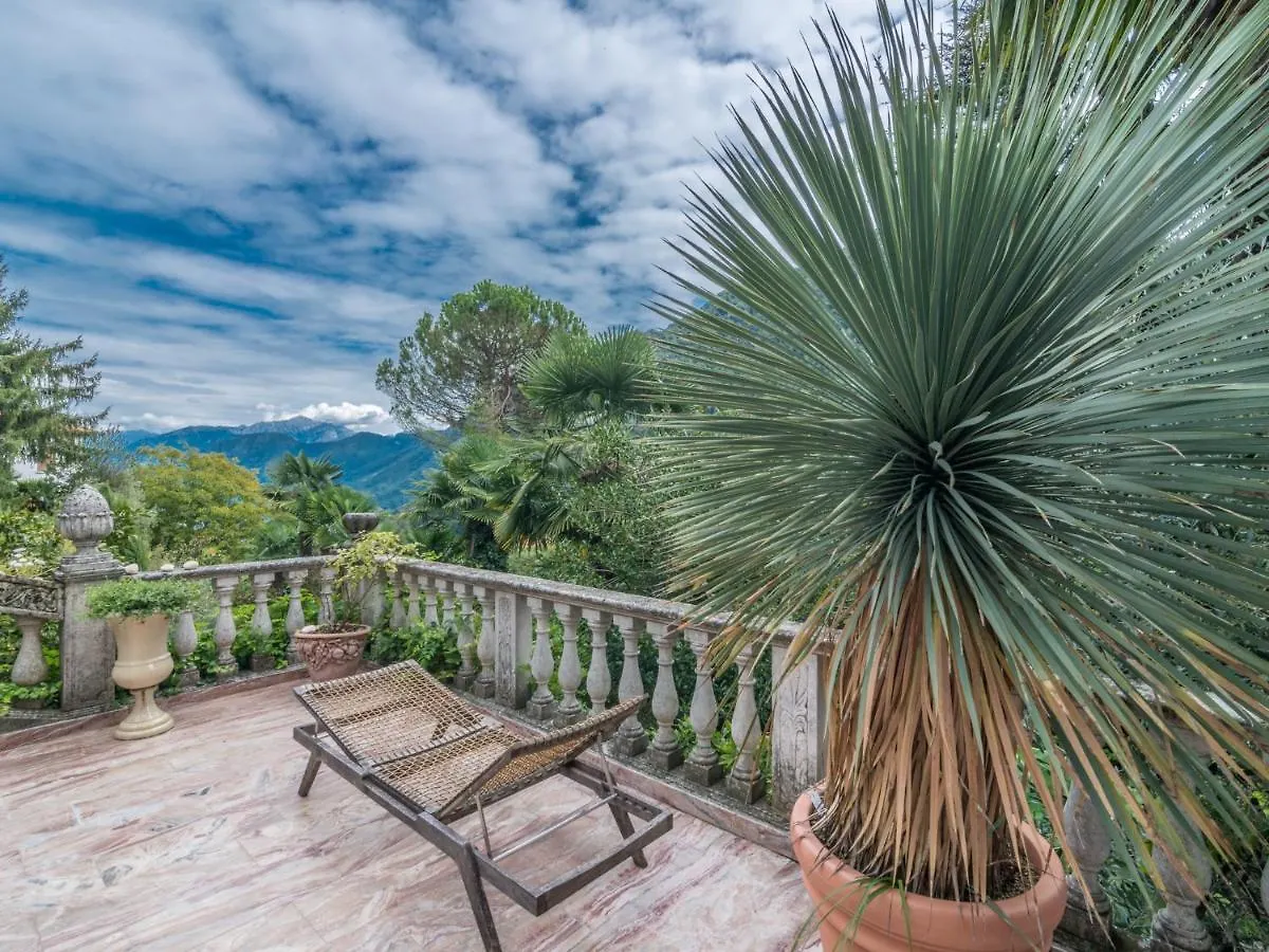 Historical Villa Gina With Magic Lake View Dizzasco