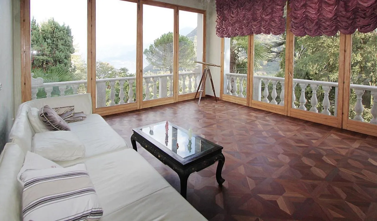 Historical Villa Gina With Magic Lake View Dizzasco 0*,