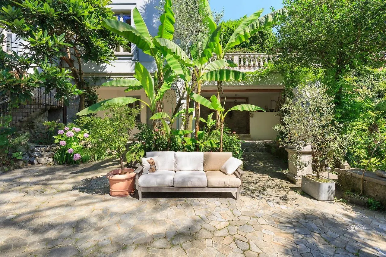 Historical Villa Gina With Magic Lake View Dizzasco 0*,