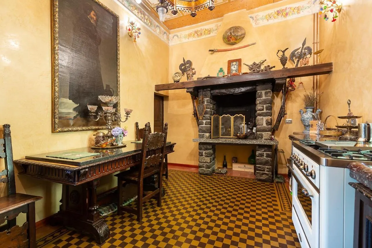 Historical Villa Gina With Magic Lake View Dizzasco