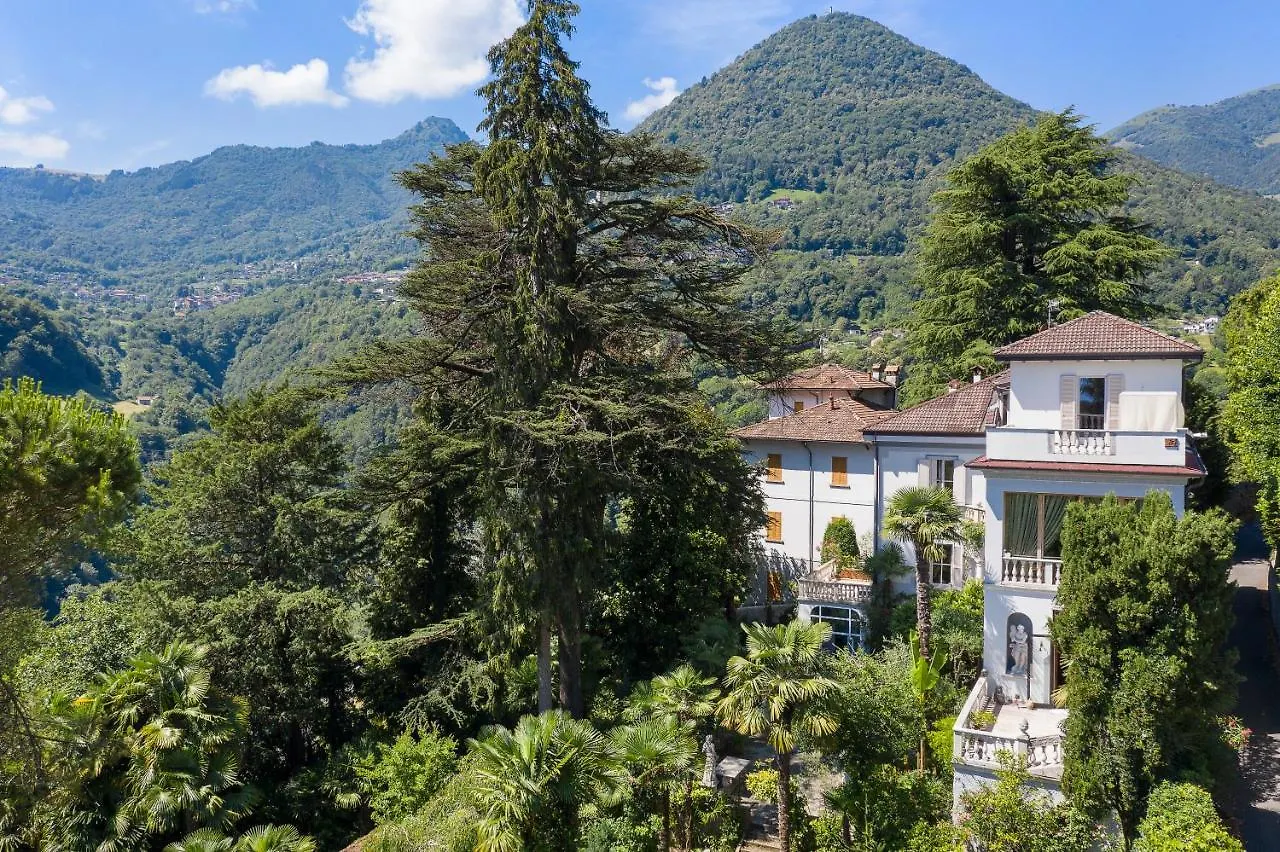 Historical Villa Gina With Magic Lake View Dizzasco Itálie