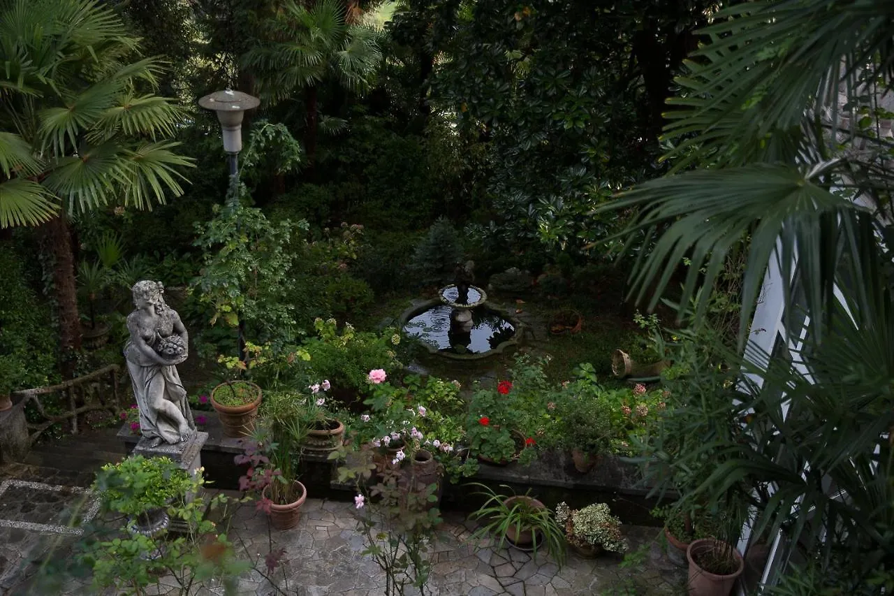 Historical Villa Gina With Magic Lake View Dizzasco