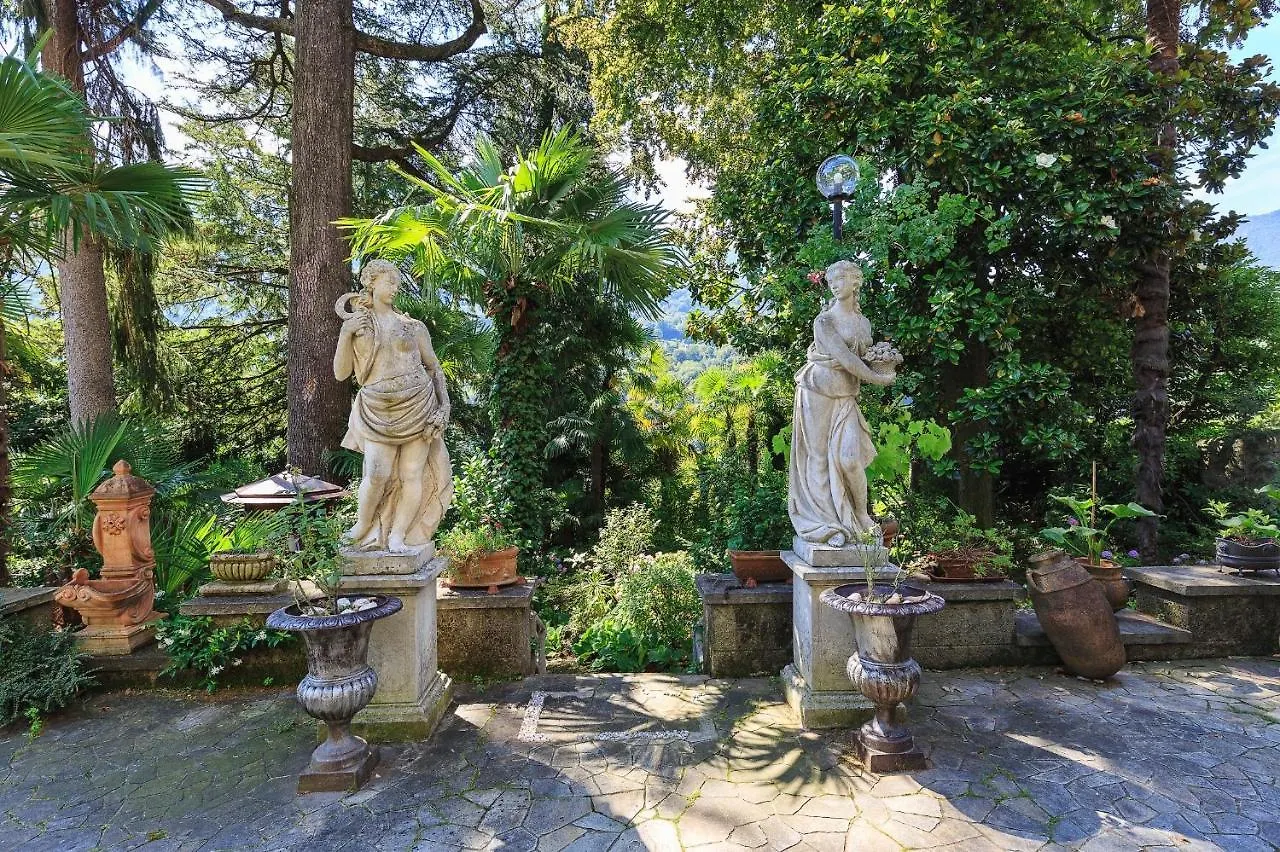 Historical Villa Gina With Magic Lake View Dizzasco